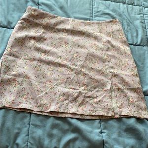 Floral mini skirt